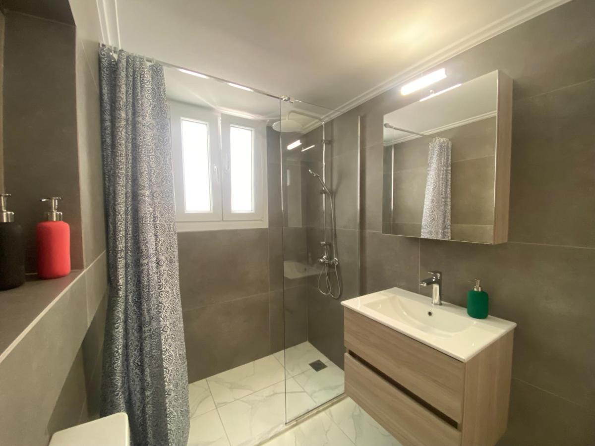 Faliro Comfort Apartment 10 Mins Walking To The Beach أثينا المظهر الخارجي الصورة