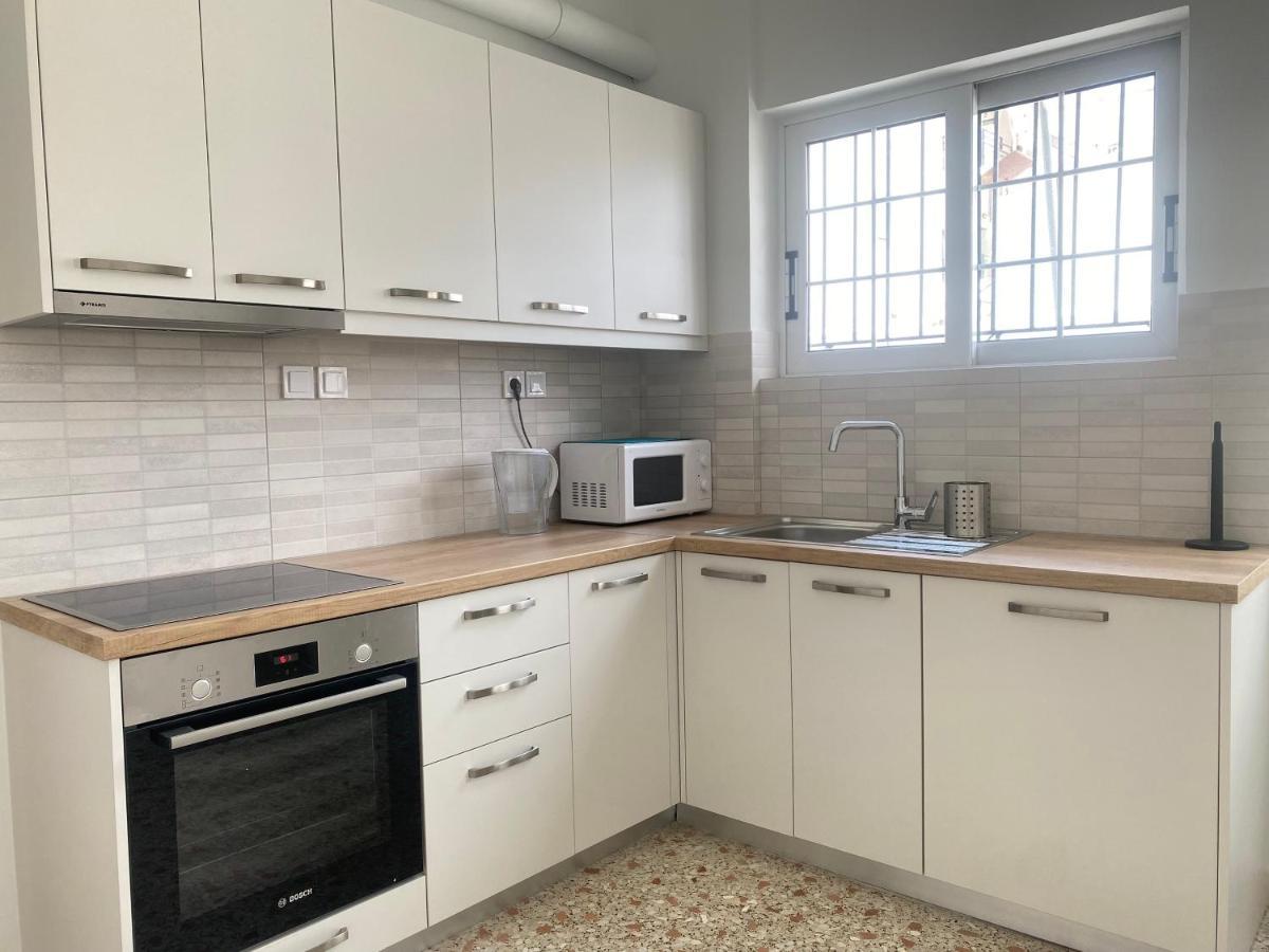 Faliro Comfort Apartment 10 Mins Walking To The Beach أثينا المظهر الخارجي الصورة